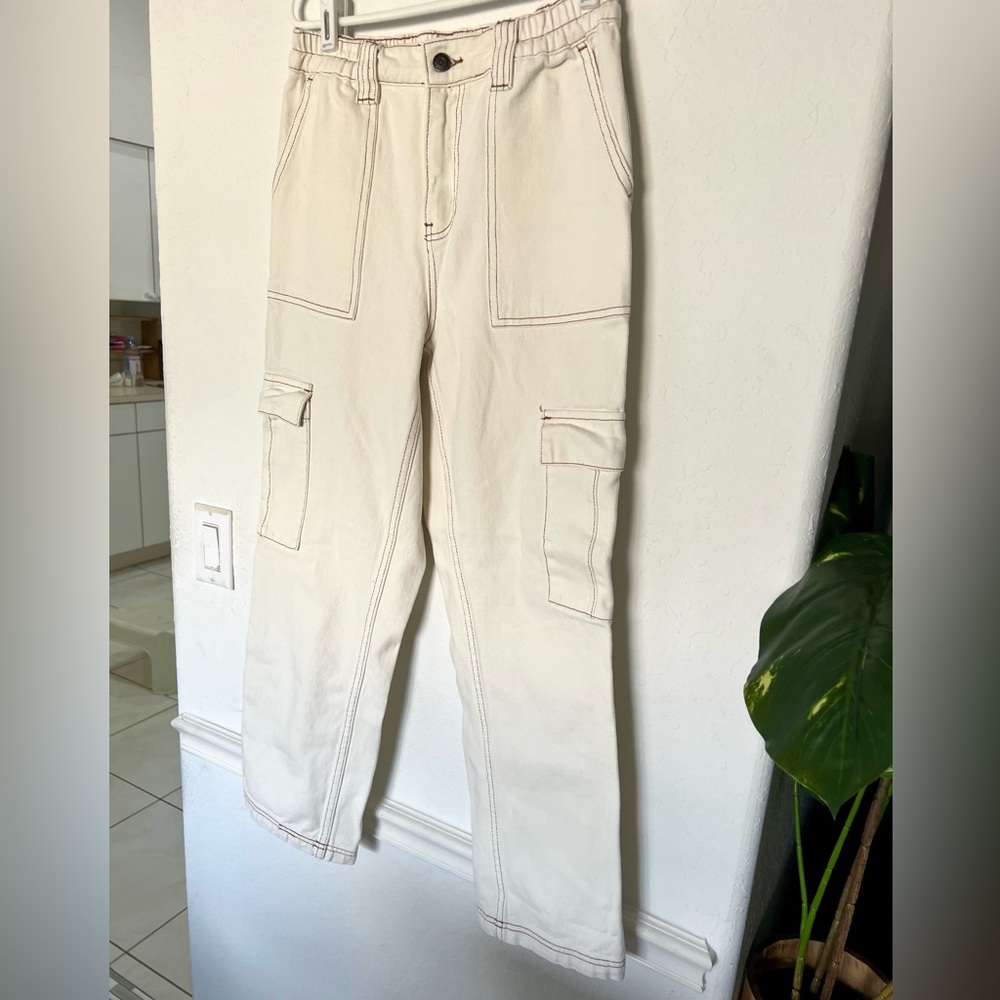 Pacsun 100% cotton cream high waisted cargo pants size M